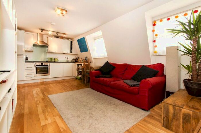 1 Bedroom Flat To Rent In Coopersale Road, London E9