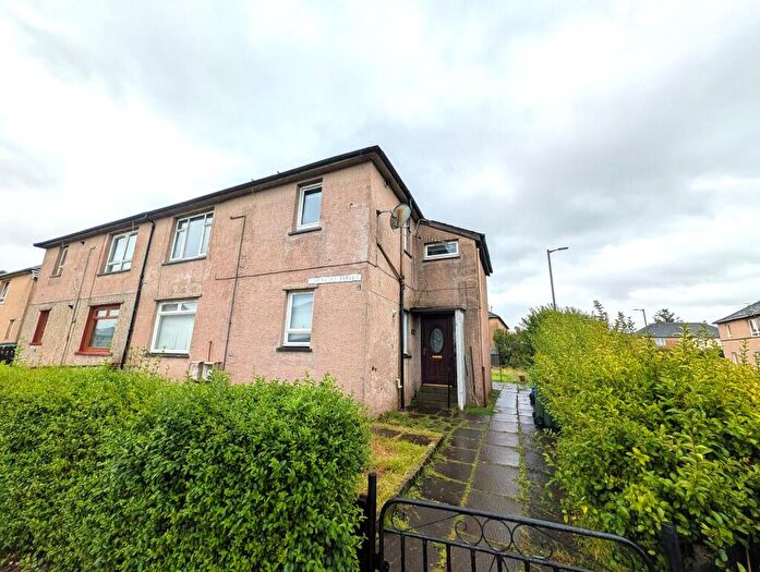 2 Bedroom Flat To Rent In Carmuirs Street, Camelon, Falkirk, FK1