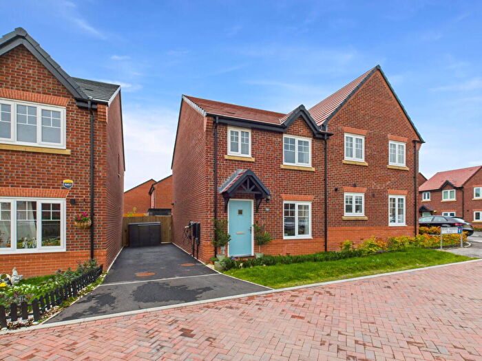 3 Bedroom Semi-Detached House For Sale In Henry Warren Place, Nantwich, CW5