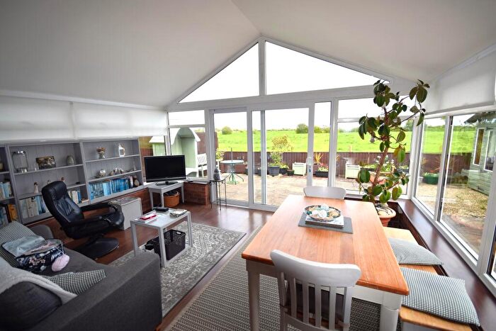 3 Bedroom Detached Bungalow For Sale In Sycamore Close, Croft, PE24