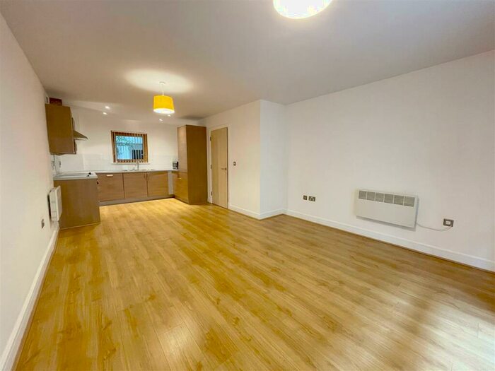 1 Bedroom Apartment To Rent In Temple House, Temple Street, B2