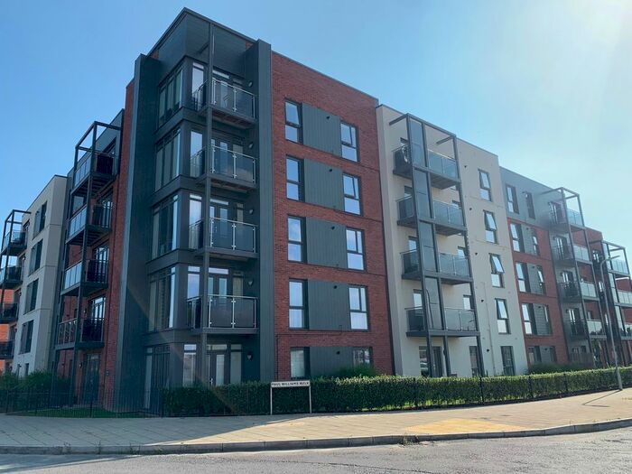 2 Bedroom Flat To Rent In The Boulevard, Canton, Cardiff, CF11