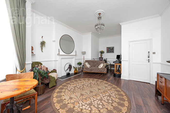 2 Bedroom Flat For Sale In Marine Parade, Brighton, East Sussex, BN2