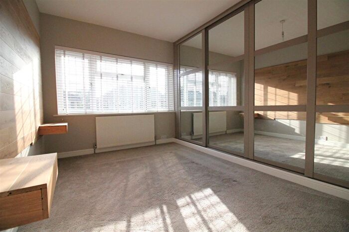 3 Bedroom Property To Rent In Goshawk Gardens, Hayes, UB4