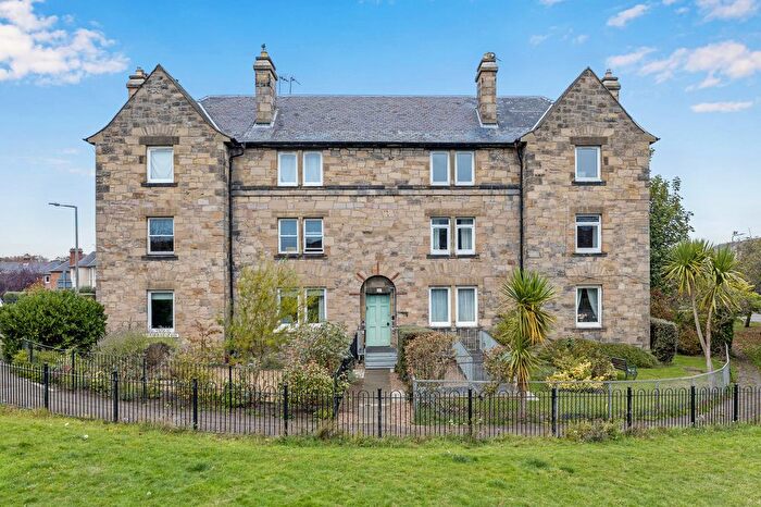 2 Bedroom Flat For Sale In / Northfield Broadway, Northfield, Edinburgh, EH8
