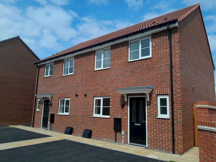 3 Bedroom Semi-Detached House To Rent In Cuthbert Place, Retford, DN22