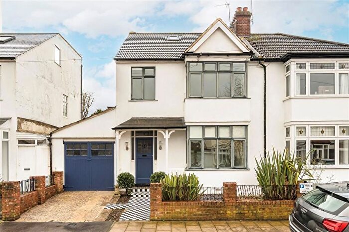 4 Bedroom Property For Sale In Holme Lacey Road, Lee, SE12