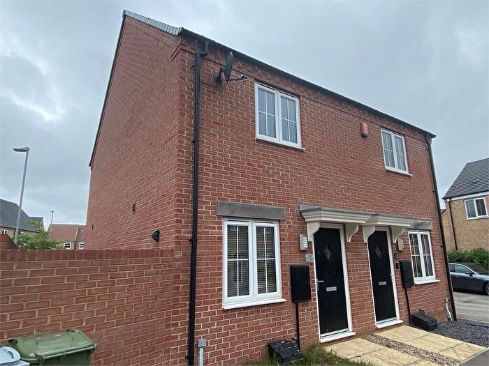 2 Bedroom Semi-Detached House For Sale In Lily Lane, Newark, NG24
