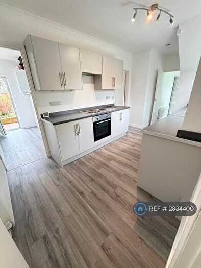 4 Bedroom Terraced House To Rent In Pudsey Walk, Newton Aycliffe, DL5