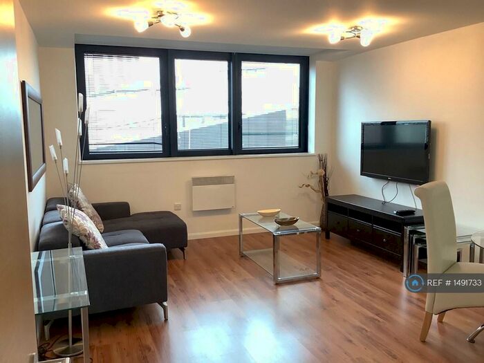 2 Bedroom Flat To Rent In Mann Island, Liverpool, L3