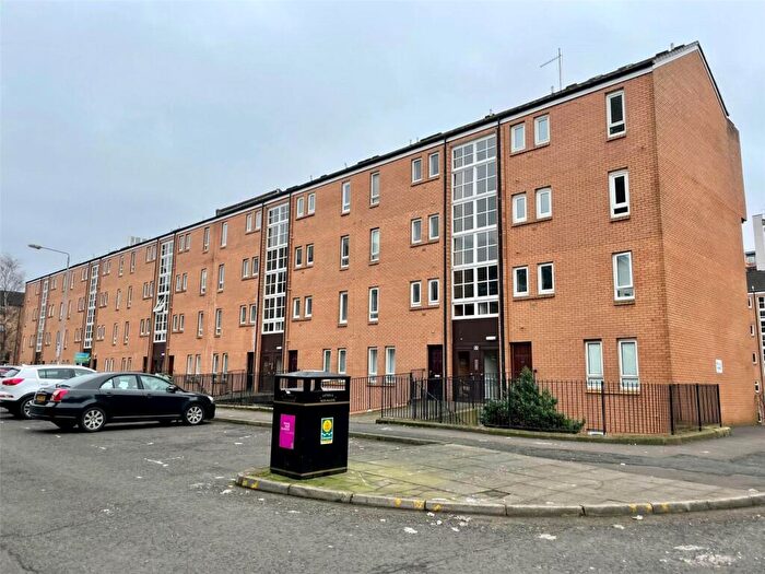 2 Bedroom Apartment To Rent In Dorset Street, Charing Cross, G3