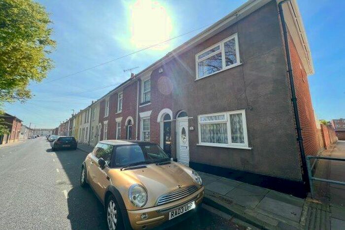 2 Bedroom Property To Rent In Alver Road, Portsmouth, PO1