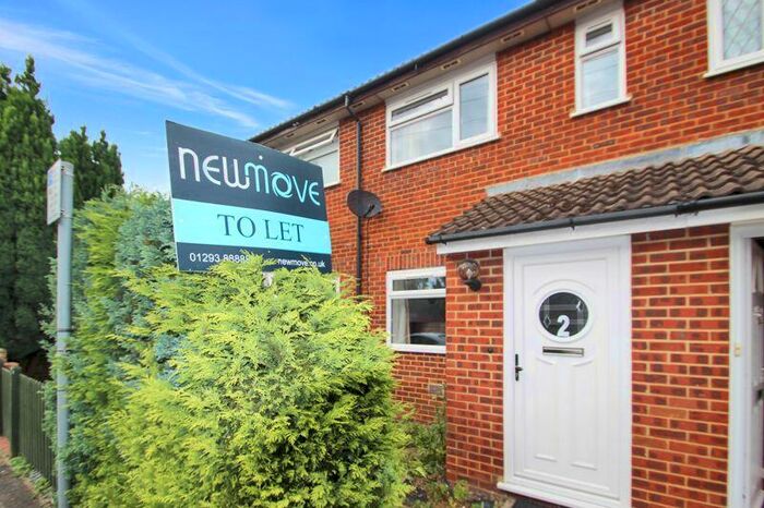 1 Bedroom Terraced House To Rent In New Street, Three Bridges, Crawley, RH10