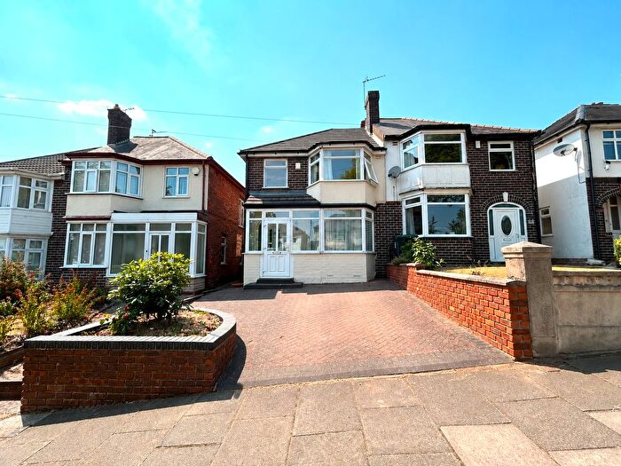 3 Bedroom Semi Detached House To Rent In Woolmore Road, Birmingham, West Midlands, B23