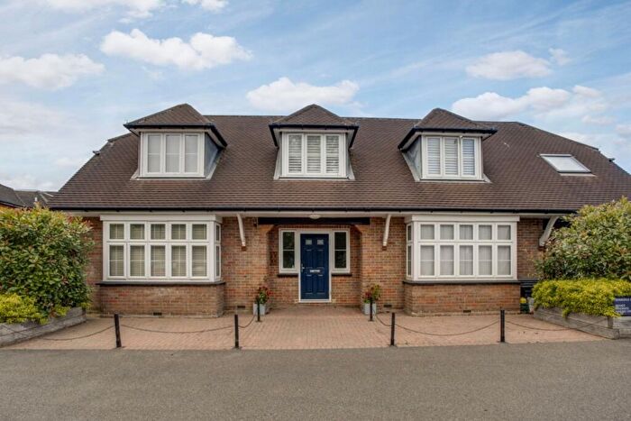 1 Bedroom Flat To Rent In Woodside Close, Kerridge House, HP6