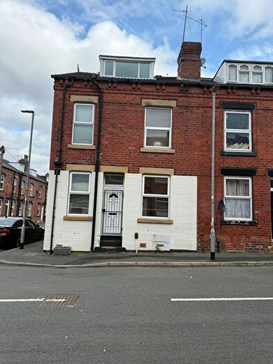 2 Bedroom Terraced House To Rent In Lytham Grove, Lower Wortley, Leeds, LS12