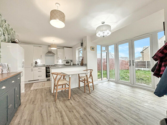 4 Bedroom Detached House For Sale In Great Hall Drive, Bury St. Edmunds, IP32