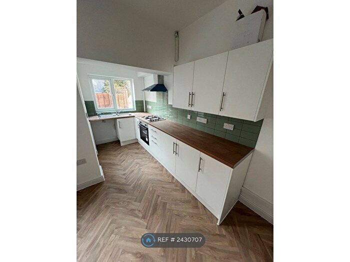 3 Bedroom Terraced House To Rent In Morris Street, Newport, NP19