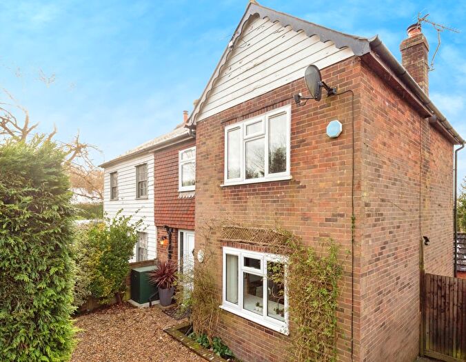 3 Bedroom Semi-Detached House For Sale In Silverhill, Hurst Green, Etchingham, East Sussex, TN19