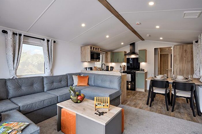 2 Bedroom Mobile/park Home For Sale In Swarland, Morpeth, NE65