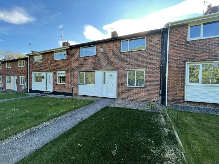 5 Bedroom Terraced House To Rent In Kent Walk, Acre Rigg, Peterlee, County Durham, SR8