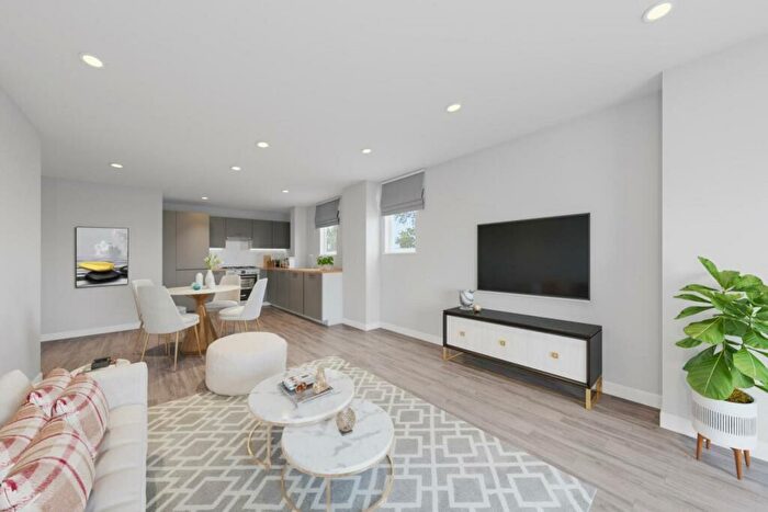 3 Bedroom Flat For Sale In Unit Twenty Two, Nine Elms, SW8