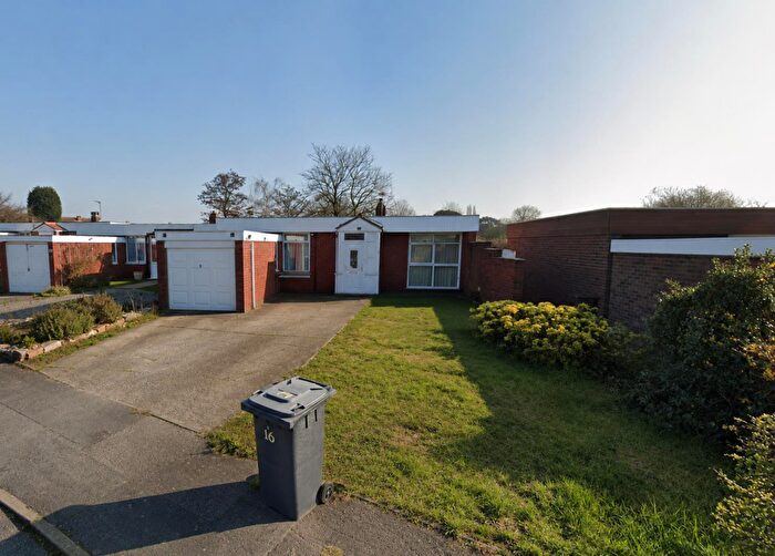 2 Bedroom Semi-Detached Bungalow For Sale In Carlton Crescent, Tamworth, B79