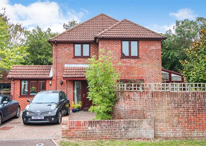 4 Bedroom Detached House For Sale In Broad Lane, Lymington, Hampshire, SO41