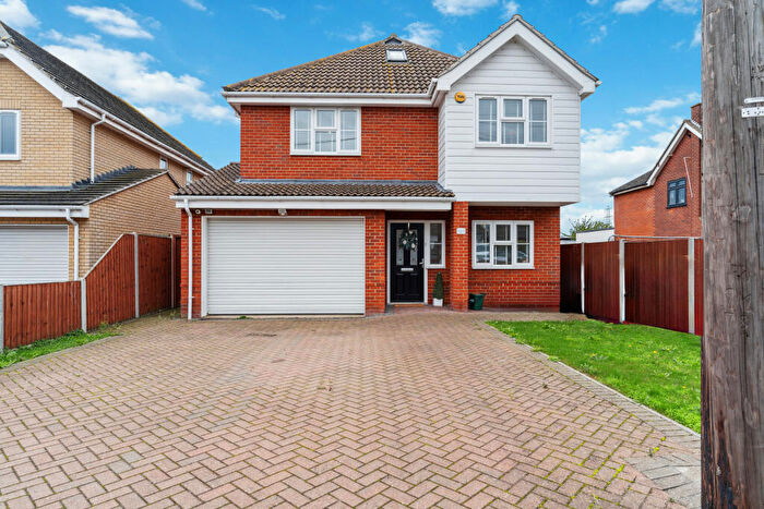 6 Bedroom Detached House To Rent In Sandown Road, Orsett, RM16