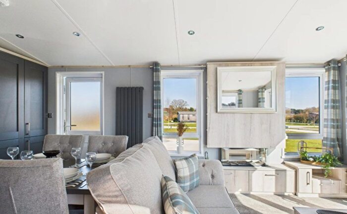 2 Bedroom Lodge For Sale In Great Ayton, Middlesbrough, TS9