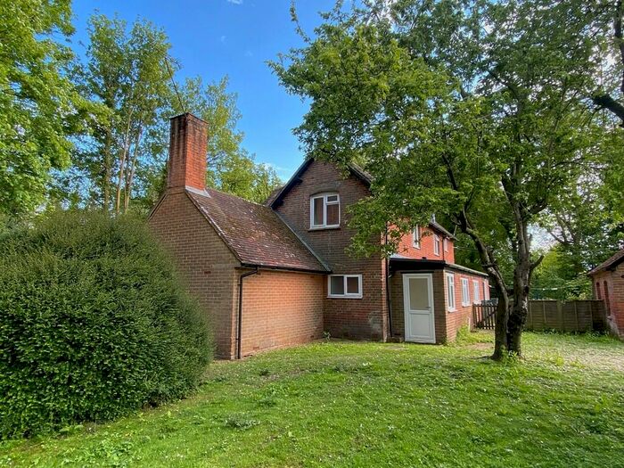 3 Bedroom Cottage To Rent In Harley Hill, Newdown Farm, SO21