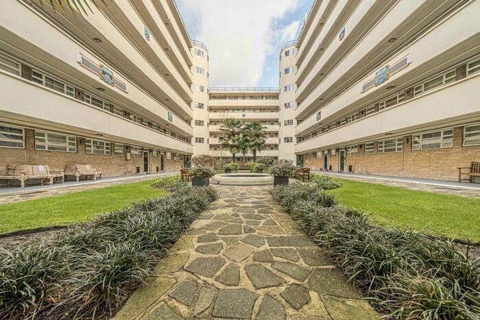 2 Bedroom Flat To Rent In Sheen Road, Richmond, TW9