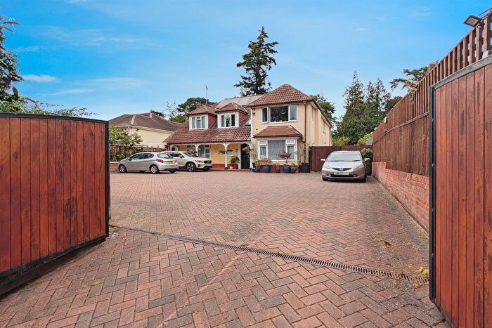 1 Bedroom Flat To Rent In Bassett Heath Avenue, Southampton, SO16