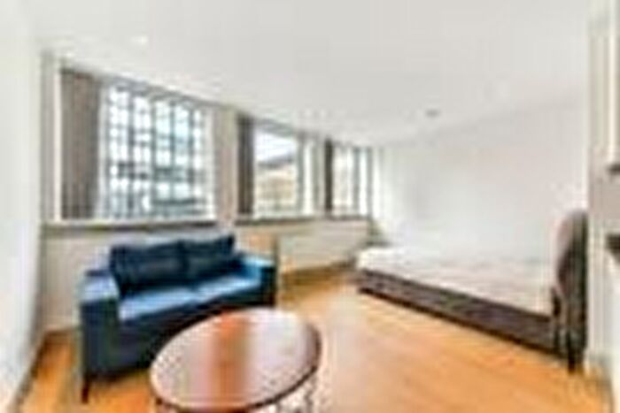 Studio To Rent In Middlesex House, Spring Villa Road, Edgware, HA8