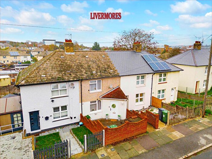 2 Bedroom Terraced House For Sale In Willow Road, Dartford, DA1