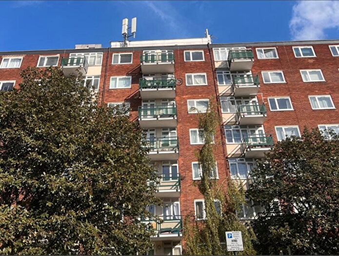 4 Bedroom Flat To Rent In Castle Court, Castlehaven Road, NW1