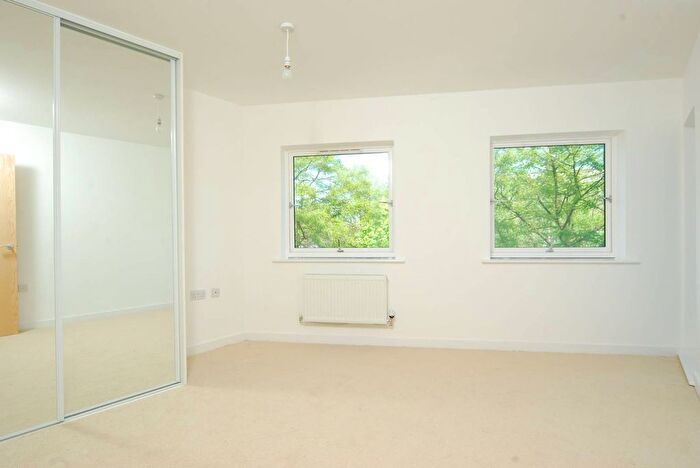 2 Bedroom Flat To Rent In Osbury Court, South Harrow, Harrow, HA2