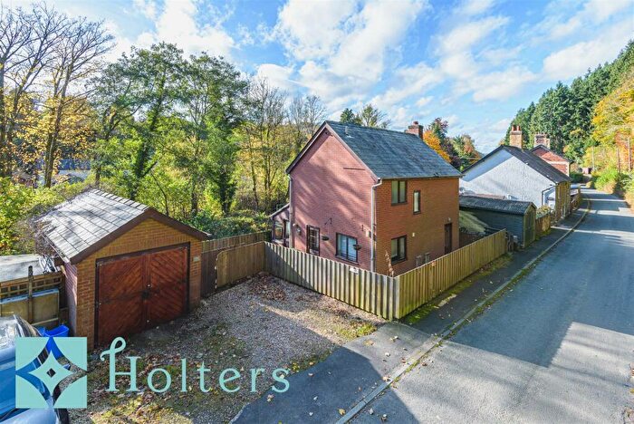 2 Bedroom Detached House For Sale In Kinsley Road, Knighton, LD7