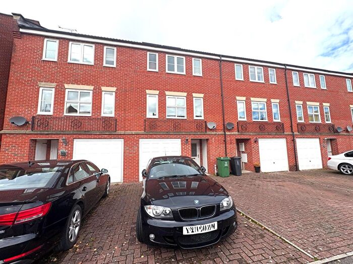 4 Bedroom Property To Rent In Bude Road, Swindon, SN2
