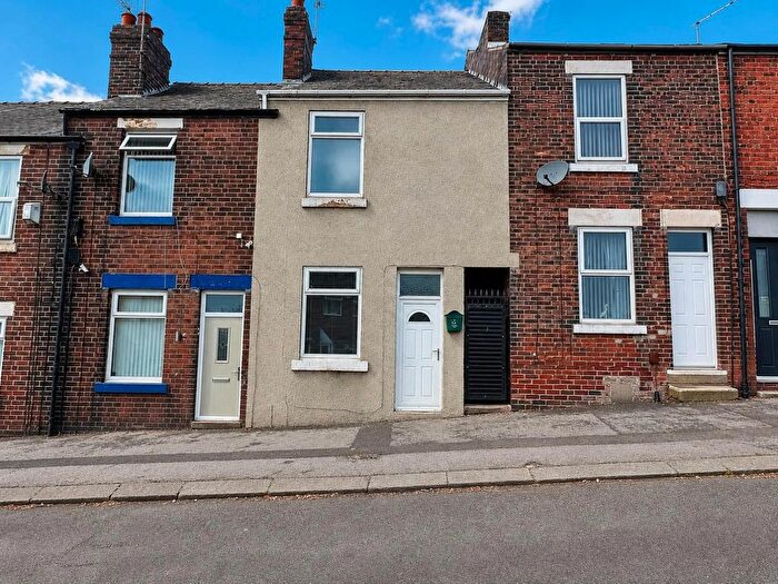 2 Bedroom Terraced House To Rent In Kimberworth Park Road, Rotherham, S61