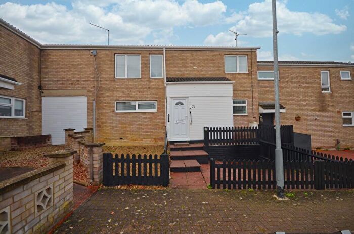 3 Bedroom Terraced House For Sale In Highbrook, Corby, NN18