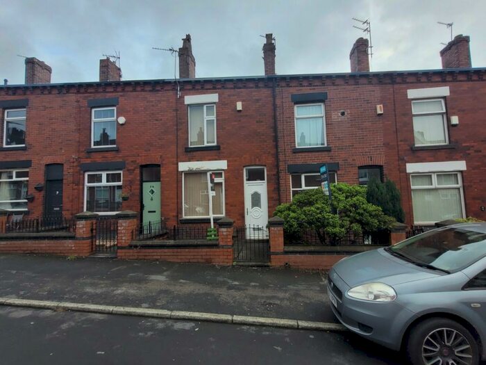 2 Bedroom House To Rent In Queensgate, Bolton, BL1