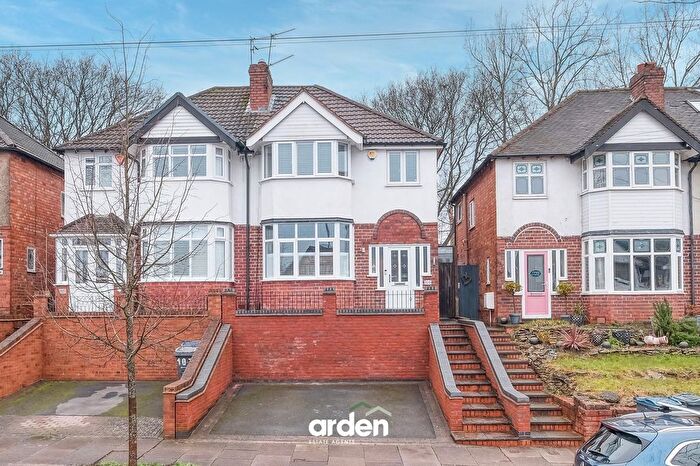 3 Bedroom Semi Detached House For Sale In Josiah Road, Birmingham, B31