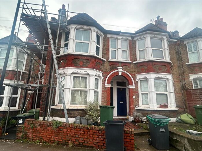 3 Bedroom House To Rent In Manwood Road, Lewisham, SE4