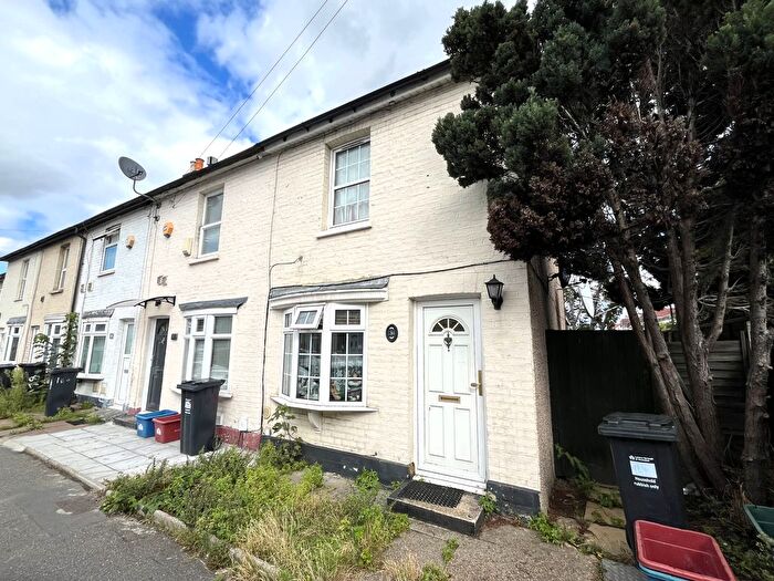 2 Bedroom Terraced House To Rent In Martindale Road, Hounslow, Middlesex, TW4