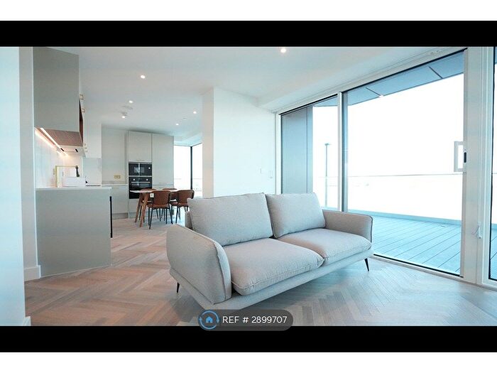 2 Bedroom Flat To Rent In Brigadier Walk, London, SE18