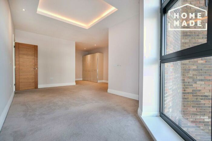 2 Bedroom Apartment To Rent In Muswell Hill, London, N10