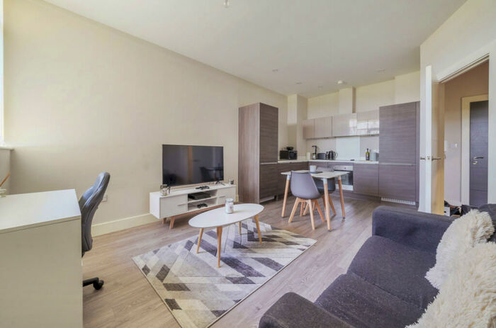 1 Bedroom Flat For Sale In Dawsons Square, Pudsey, West Yorkshire, Uk, LS28