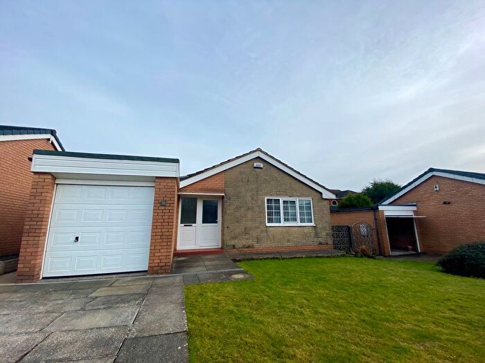 2 Bedroom Detached Bungalow To Rent In Lorton Close, Preston, PR2