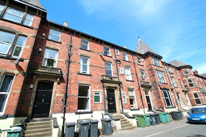 Garage / Parking To Rent In Westfield Terrace, Leeds, West Yorkshire, LS7
